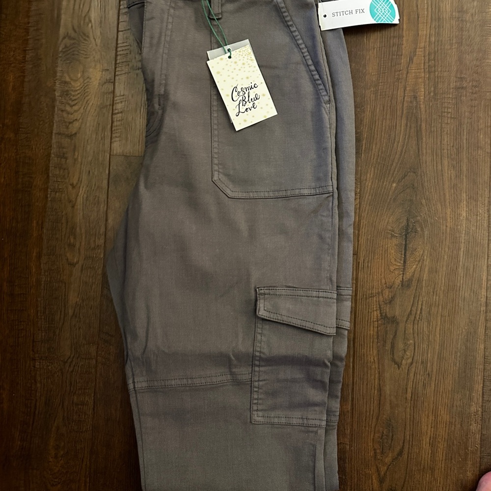 Women’s Gray Cargo Pants